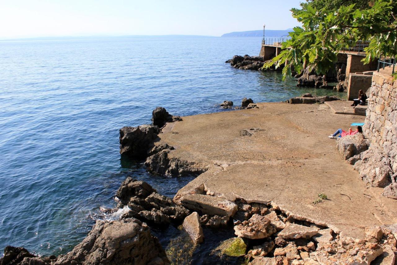 Apartments With A Parking Space Lovran, Opatija - 7705 Eksteriør bilde