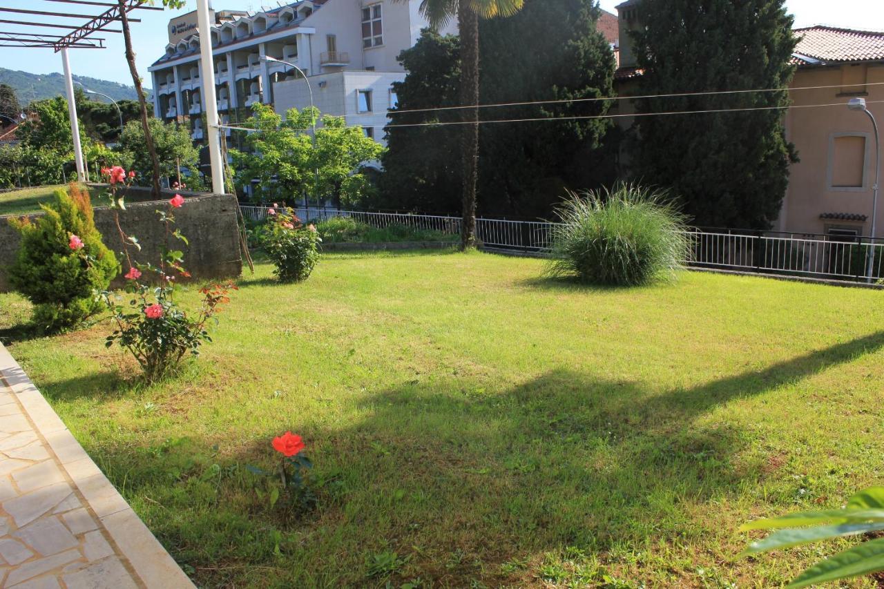 Apartments With A Parking Space Lovran, Opatija - 7705 Eksteriør bilde