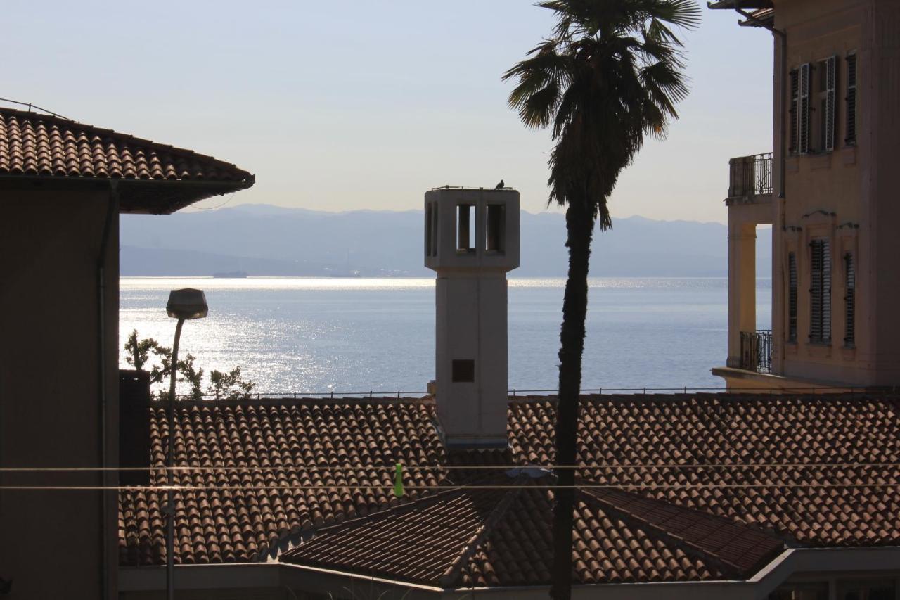 Apartments With A Parking Space Lovran, Opatija - 7705 Eksteriør bilde
